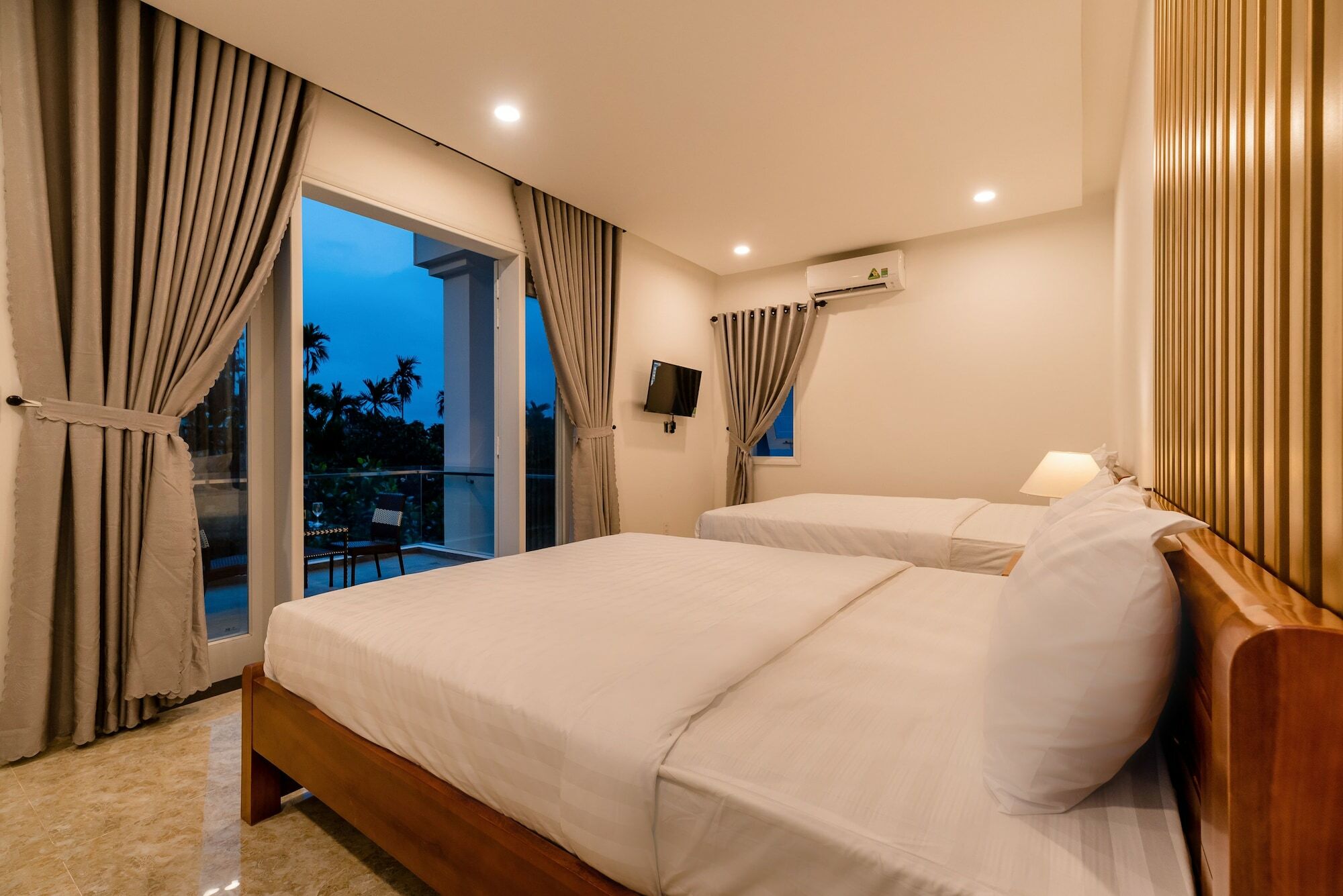 ชีทัญวิลลา Hotel ฮอยอัน ภายนอก รูปภาพ
